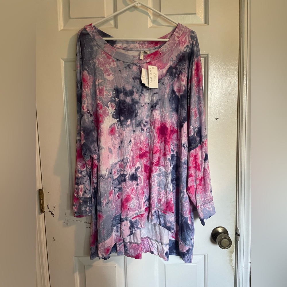 New with tag tie dye top